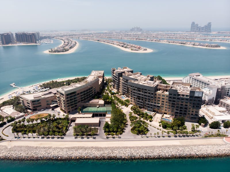 Wealthy Buyers Rush for Dubai Island Plots

